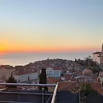 Bella Vista